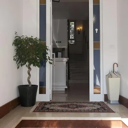 Amalfi Отель 2*
