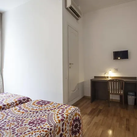 Отель Amalfi